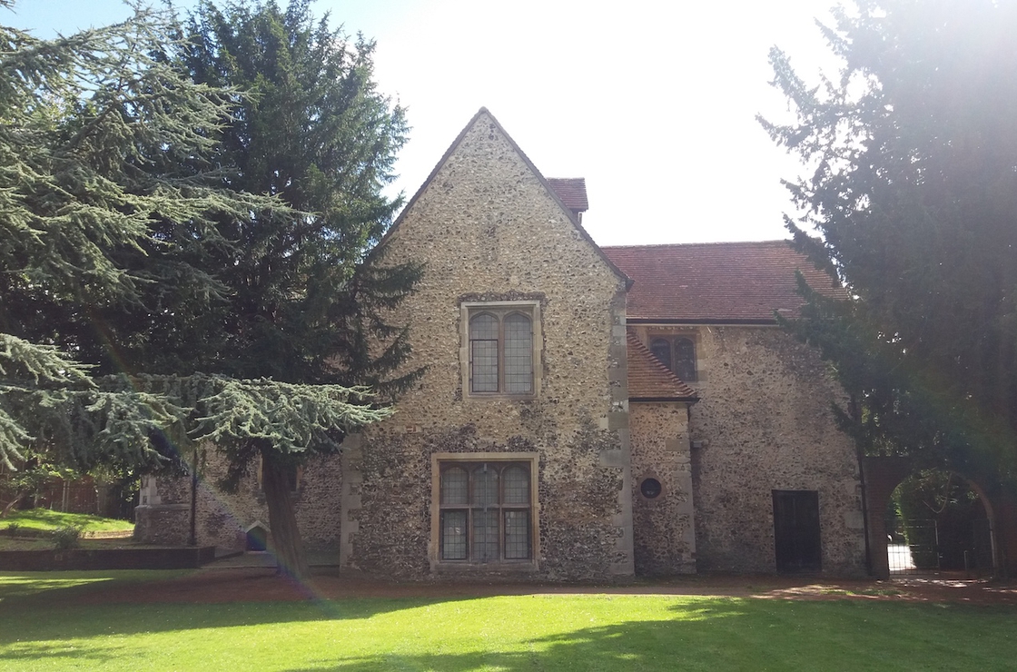 V22 Priory, Orpington