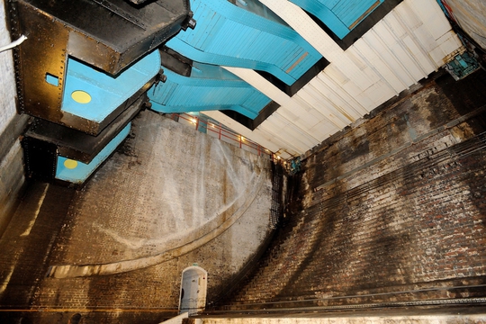  Inside the bascule chamber at Tower Bridge: Creative Commons Photograph by Jez B from Flickr